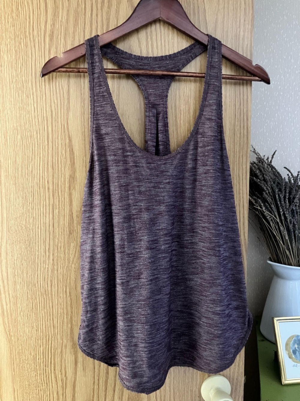 🍋lululemon athletica - Women’s Heather Purple Racerback Tank Top